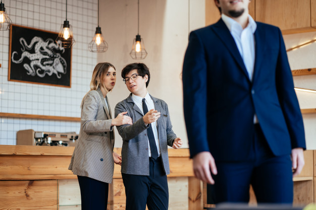 Discrimination au travail : ce que dit la loi