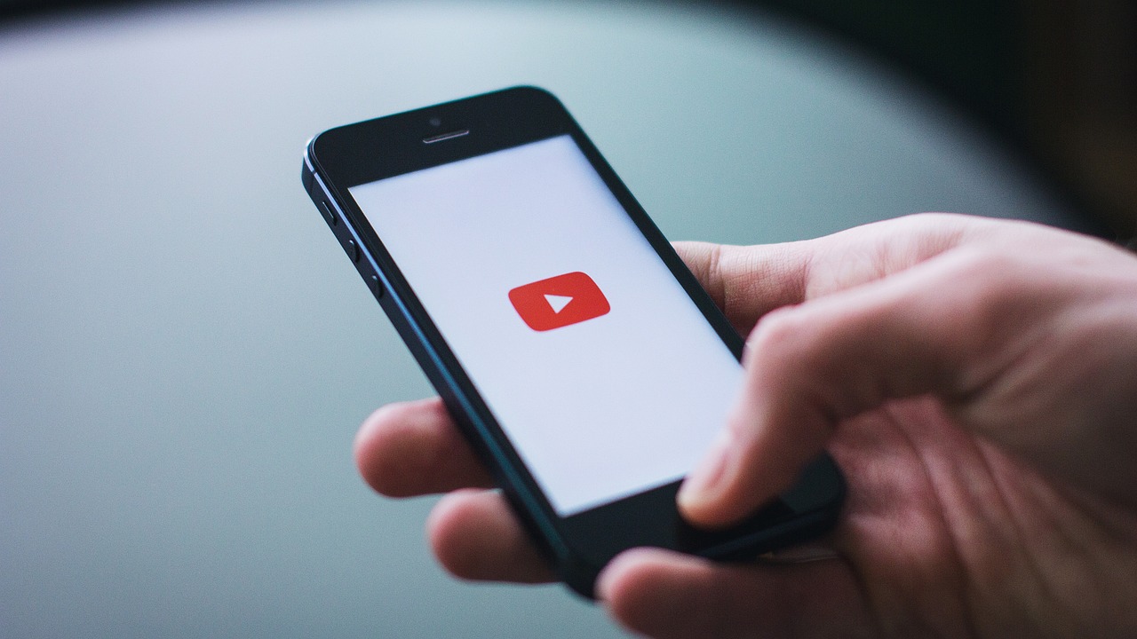 Le cadre juridique de l'achat de vues sur YouTube : ce que vous devez savoir
