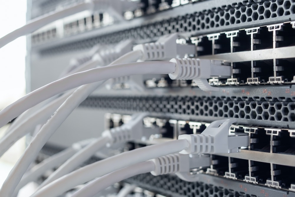 Les délais de résiliation de contrat d'électricité pour non-respect des obligations d'information