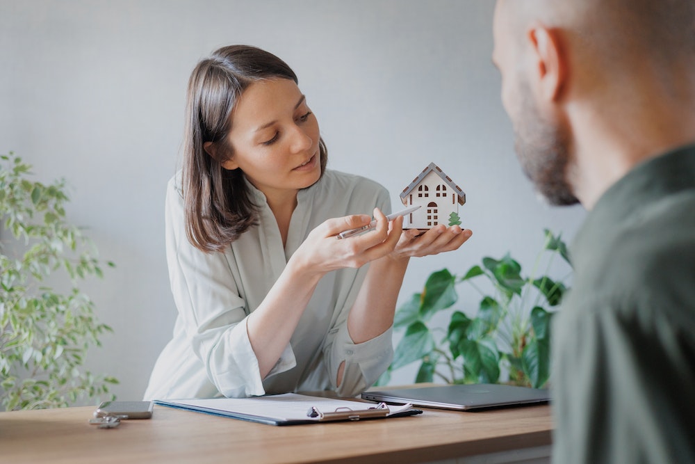 Vices cachés dans l'immobilier : Quels sont les recours du vendeur ?