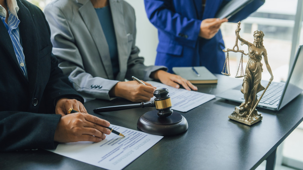 La force obligatoire du contrat : un principe fondamental du droit civil