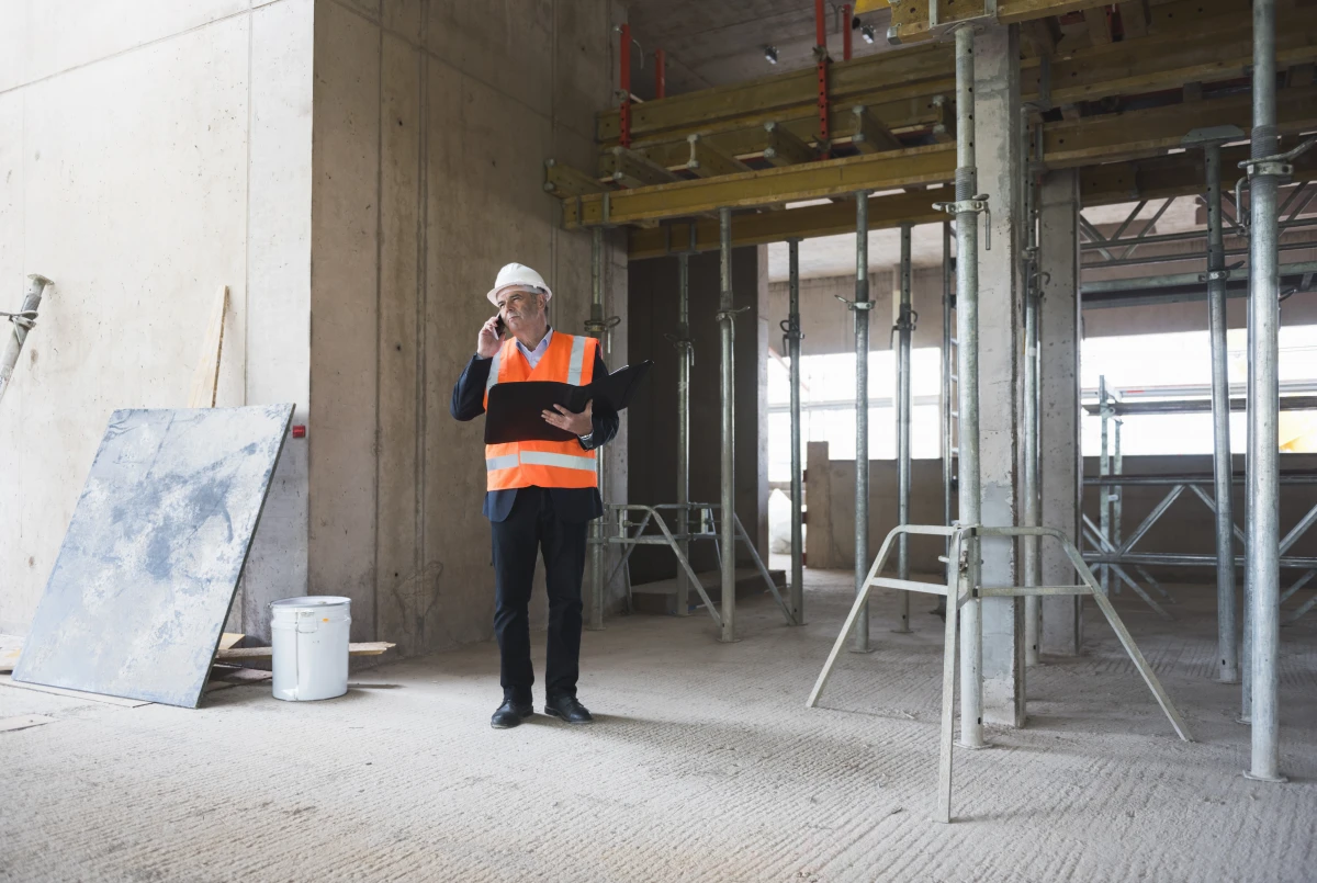 La réglementation des franchises de bâtiment en matière de sécurité des chantiers : un enjeu majeur