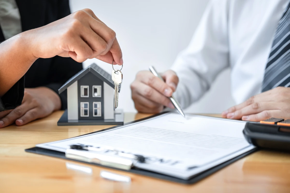 Le Cadre juridique des assurances habitation pour les biens en indivision : tout ce qu'il faut savoir