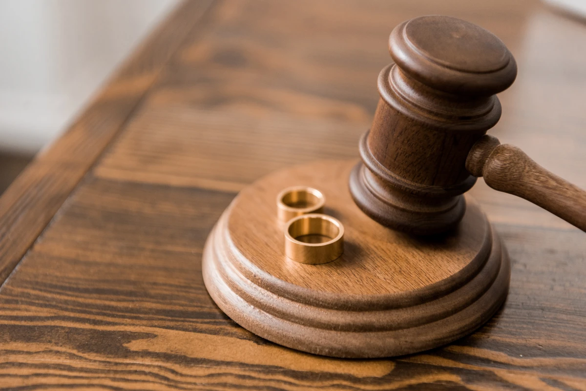 Le divorce par consentement mutuel : Une procédure simplifiée pour une séparation apaisée
